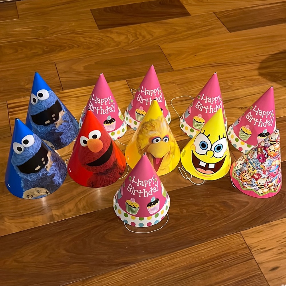 (free if bundled) 11 kids party hats